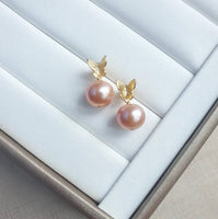Textured butterfly earstuds with Pink Edison pearls (Gold)
