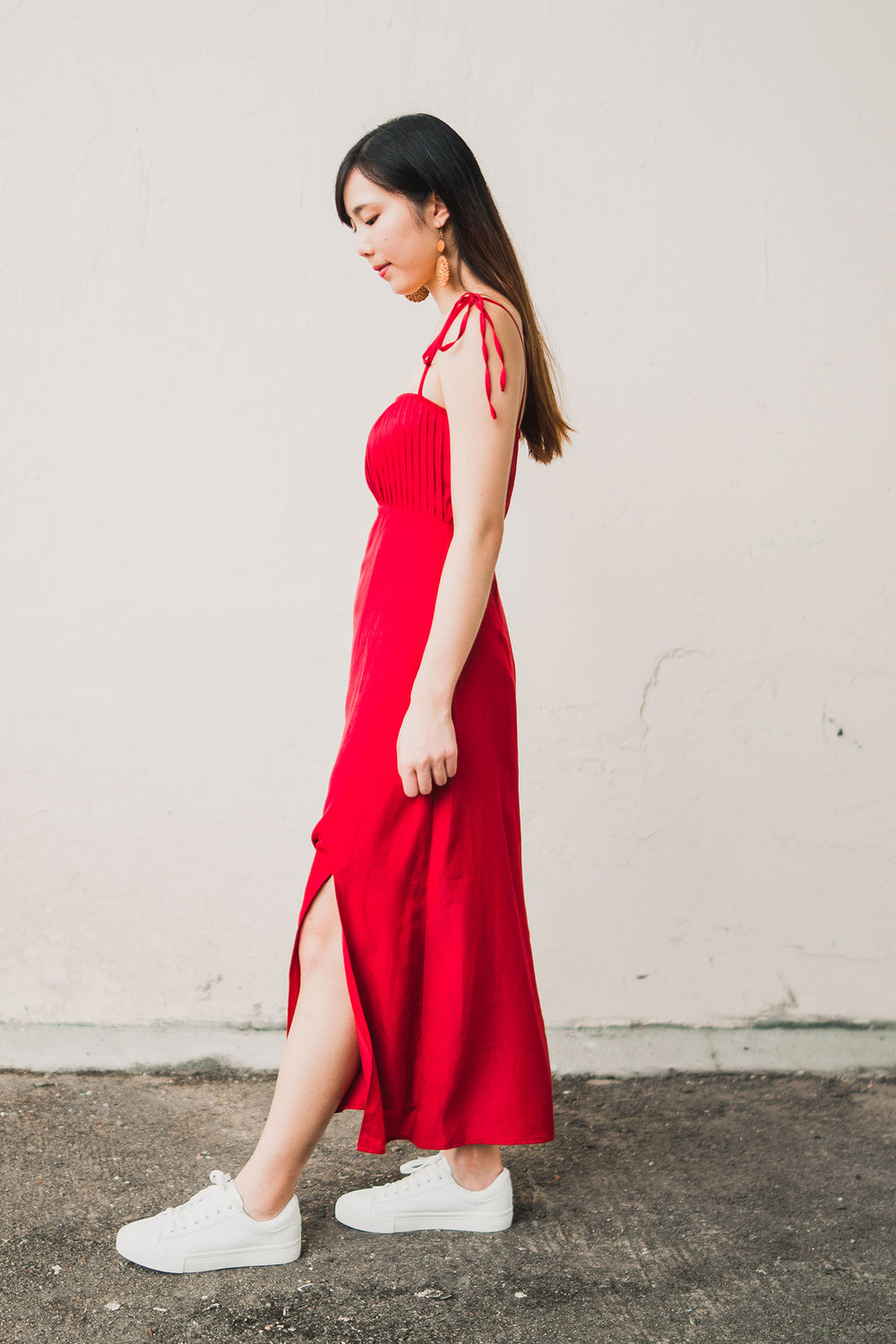 DAINTY PLEATED DRESS (RED)