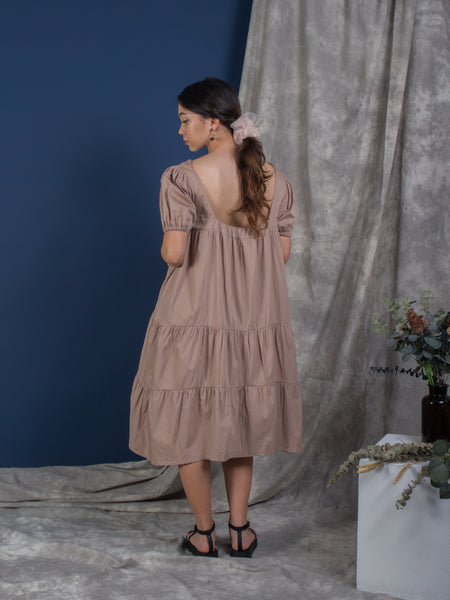 women cotton puffed sleeve tiered volume dress brown | whispers & anarchy