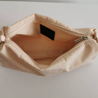 Rete bag with light beige pouch